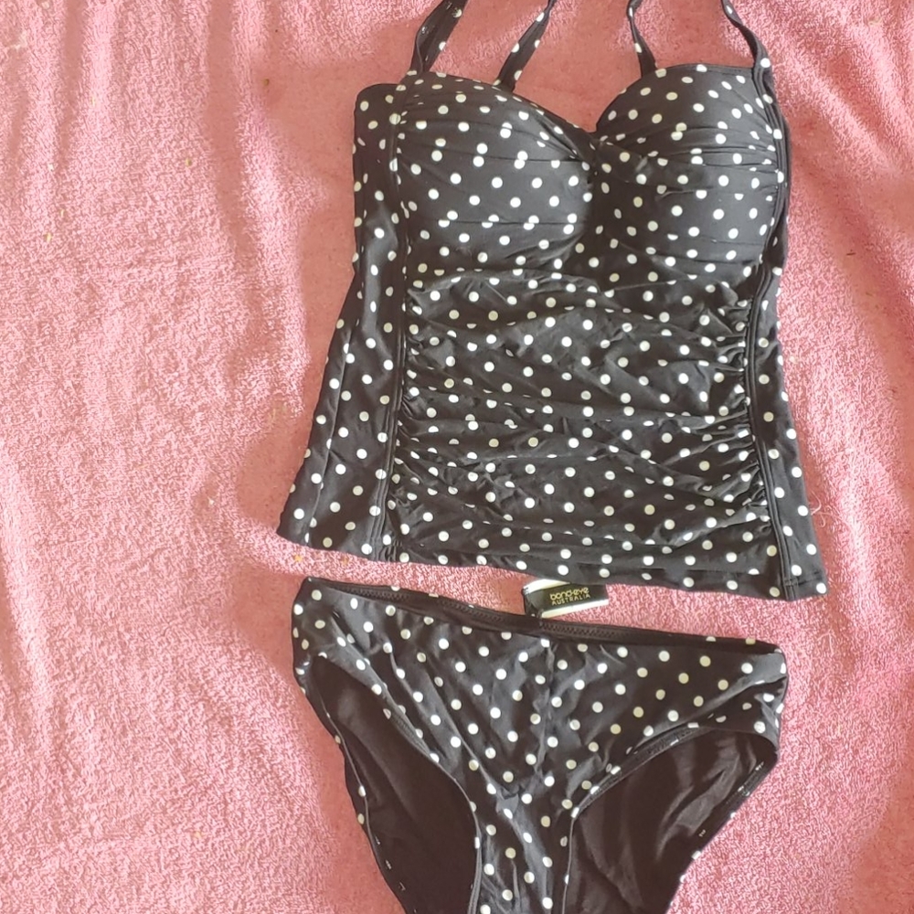 Bond-Eye polka-dot ruched Tankini